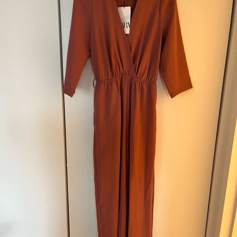 ZARA Elegant Rust V-Neck Jumpsuit